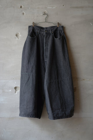 BLACK DENIM PANTS
