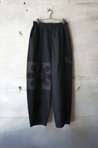 EASY PANTS 001