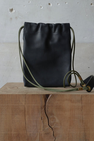巾着ポシェット GUIDI CALF