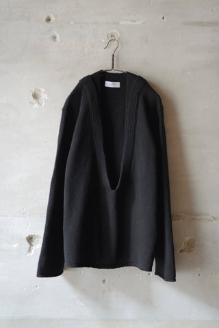KNITTED V NECK JUMPER